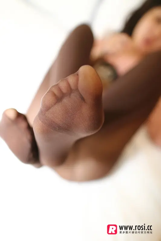 06.21 NO.1658 - ROSI